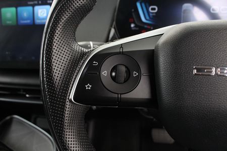 2023-BAIC-X55-15T-Elite-Auto_4