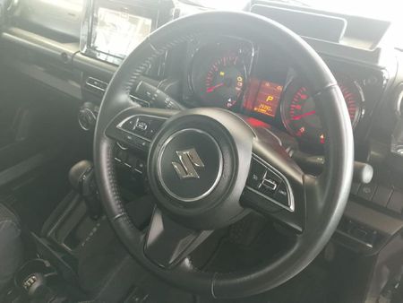 2022-Suzuki-Jimny-15-GLX-Auto_17