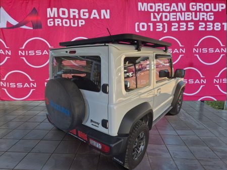 2023-Suzuki-Jimny-15-GLX_5
