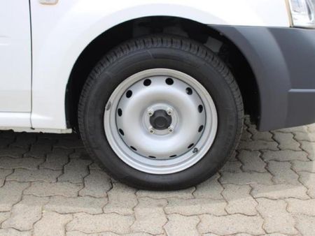 2022-Nissan-NP200-16-AC-Safety-Pack_3