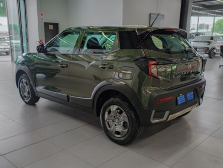 2026-Mahindra-XUV-3XO-12T-MX2-Auto_2