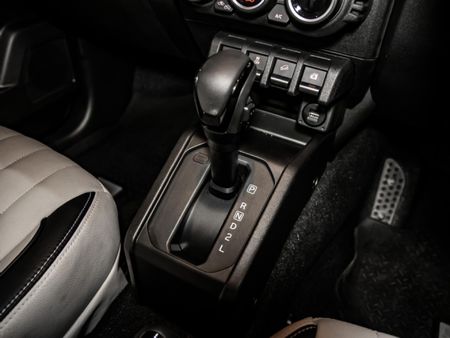 2026-Suzuki-Jimny-15-GLX-AllGrip-5-Door-Auto_17
