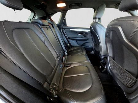 2015-BMW-2-Series-220d-Active-Tourer_15