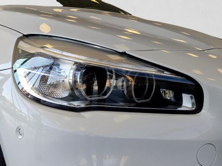 2015-BMW-2-Series-220d-Active-Tourer_7
