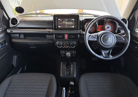 2024-Suzuki-Jimny-15-GLX-Auto_7