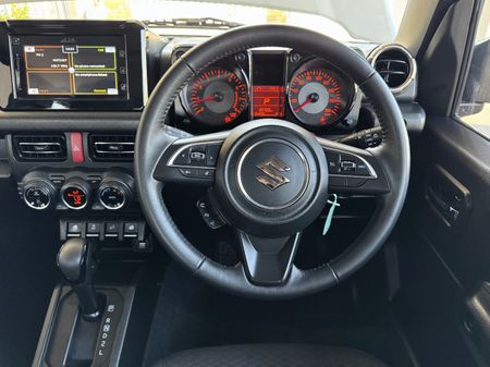 2024-Suzuki-Jimny-15-GLX-Auto_8