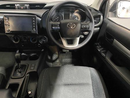 2025-Toyota-Hilux-24-GD-6-Raider-4x4-Auto-Double-Cab_20