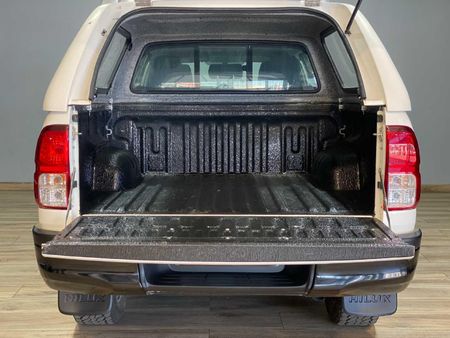 2025-Toyota-Hilux-24-GD-6-Raider-4x4-Auto-Double-Cab_28