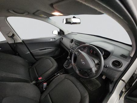 2017-Hyundai-Grand-i10-125-Motion-Auto_6