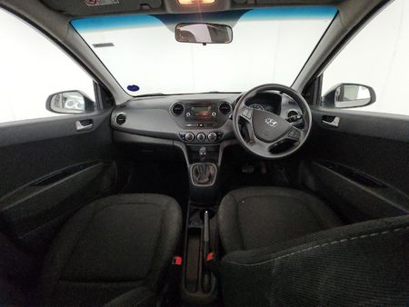2017-Hyundai-Grand-i10-125-Motion-Auto_7