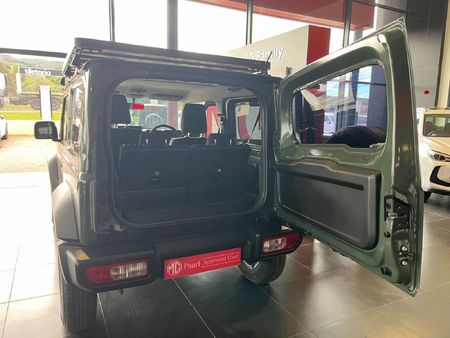 2022-Suzuki-Jimny-15-GLX-Auto_8