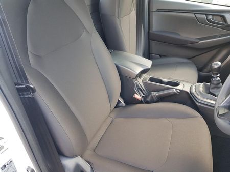 2026-Isuzu-D-Max-19-DDI-HR-L-Single-Cab_12