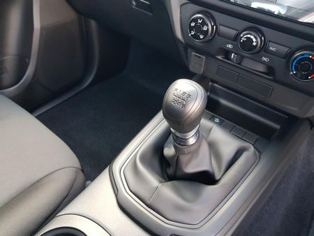 2026-Isuzu-D-Max-19-DDI-HR-L-Single-Cab_14