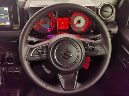 2025-Suzuki-Jimny-15-GLX-Auto_19