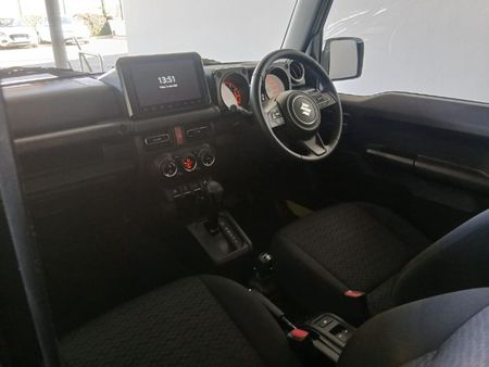 2024-Suzuki-Jimny-15-GLX-AllGrip-5-Door-Auto_11