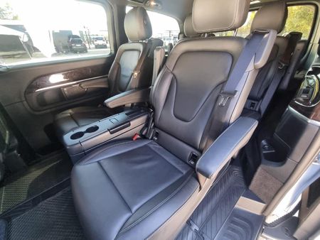 2016-Mercedes-Benz-V-Class-V-250-Bluetec-Avantgarde-Auto_7