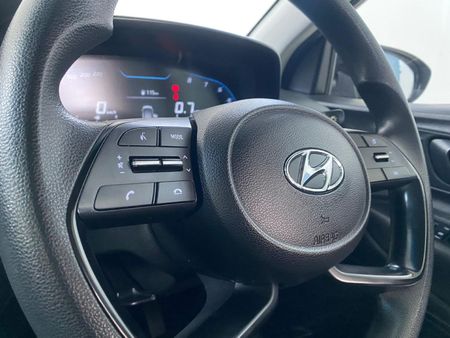 2023-Hyundai-i20-12-Motion_9