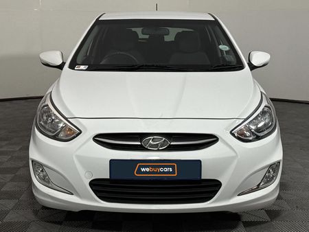 2016-Hyundai-Accent-16-Fluid-5-dr_11