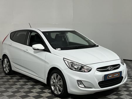 2016-Hyundai-Accent-16-Fluid-5-dr_12