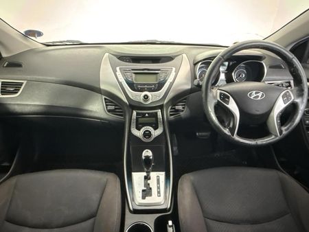 2011-Hyundai-Elantra-18-GLS-Executive-Auto_1