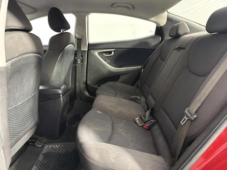 2011-Hyundai-Elantra-18-GLS-Executive-Auto_3