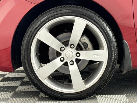 2011-Hyundai-Elantra-18-GLS-Executive-Auto_4