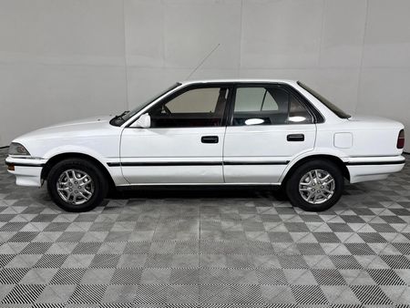 1993-Toyota-Corolla-16-GL-Auto_16