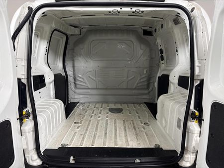 2018-Fiat-Fiorino-14-Panel-Van_7