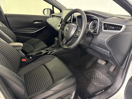2021-Toyota-Corolla-18-XS-Auto_9