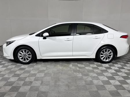 2021-Toyota-Corolla-18-XS-Auto_18
