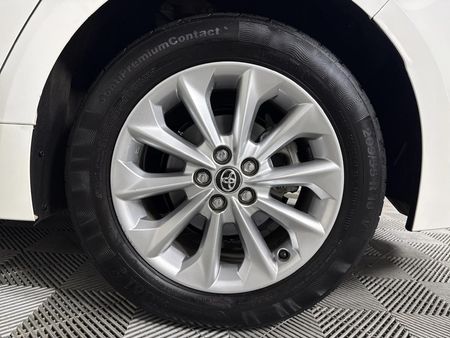 2021-Toyota-Corolla-18-XS-Auto_6