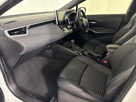 2021-Toyota-Corolla-18-XS-Auto_8