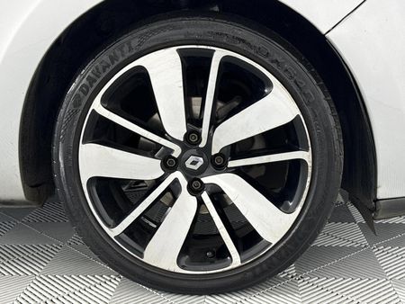 2014-Renault-Clio-IV-900T-Expression-5-dr-66kW_4