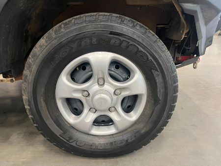 2023-Mahindra-Pik-Up-22-mHawk-S4-4x4-Single-Cab_8