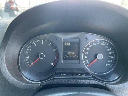 2024-Volkswagen-Polo-Vivo-14-Trendline-5-dr_19