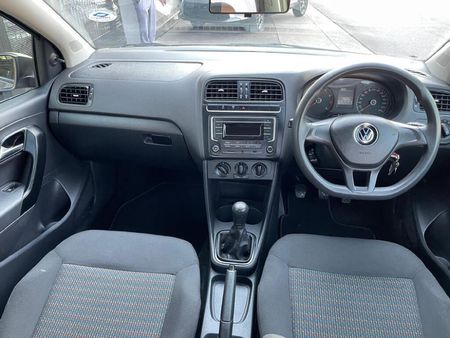 2024-Volkswagen-Polo-Vivo-14-Trendline-5-dr_8