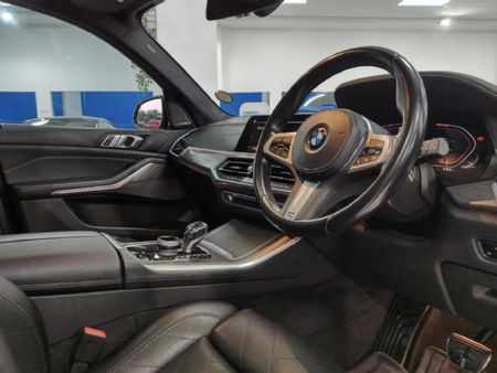 2023-BMW-X5-xDrive30d-M-Sport_11