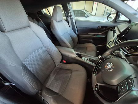 2022-Toyota-C-HR-12T-Plus-Auto_11
