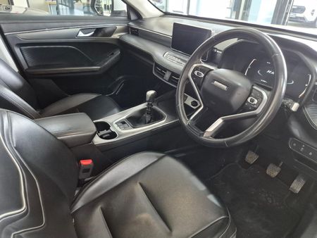 2022-Haval-Jolion-15T-Luxury_17