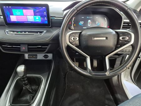 2022-Haval-Jolion-15T-Luxury_8