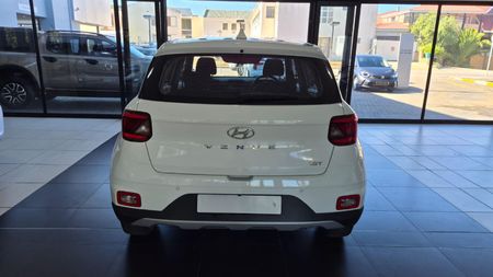 2022-Hyundai-Venue-10-TGDI-Motion_4