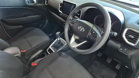 2022-Hyundai-Venue-10-TGDI-Motion_8