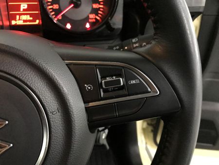 2022-Suzuki-Jimny-15-GLX-Auto_14