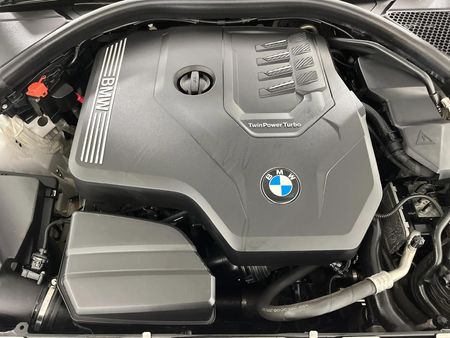 2019-BMW-3-Series-330i_14