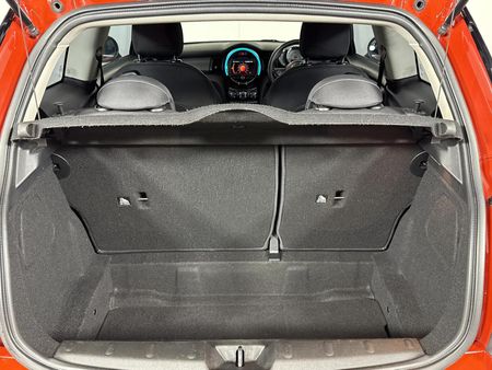 2019-MINI-Hatch-Cooper-Auto_12