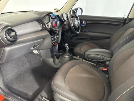 2019-MINI-Hatch-Cooper-Auto_7