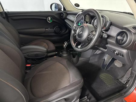 2019-MINI-Hatch-Cooper-Auto_8