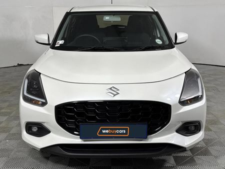 2025-Suzuki-Swift-12-GLX_14