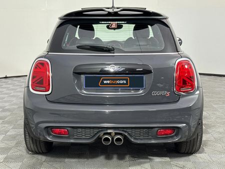2019-MINI-Hatch-Cooper-S-Auto_14