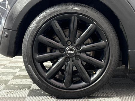 2019-MINI-Hatch-Cooper-S-Auto_5